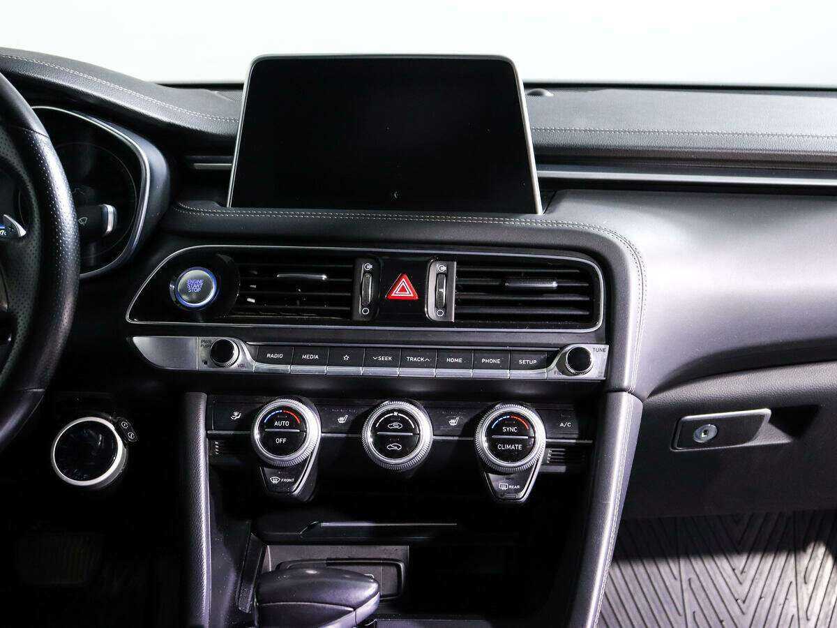 Genesis G70 с пробегом — 2019 год. Фото: #9