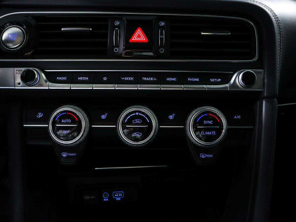 Genesis G70 с пробегом — 2019 год. Фото: #16