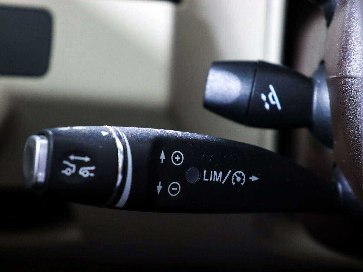 Mercedes-Benz E-Класс с пробегом — 2013 год. Фото: #17