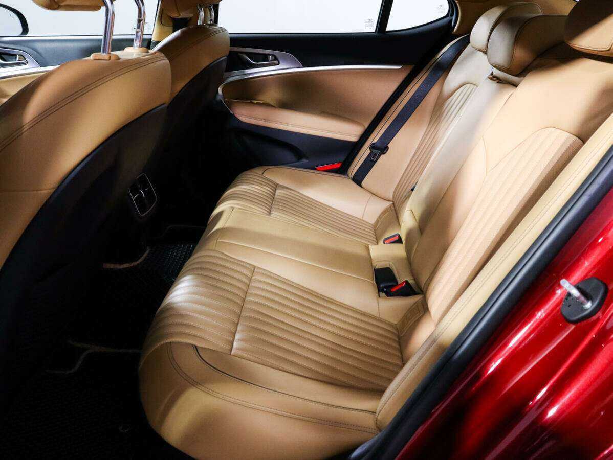 Genesis G70 с пробегом — 2021 год. Фото: #9