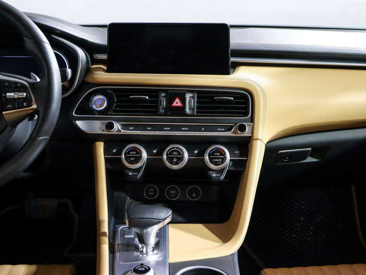 Genesis G70 с пробегом — 2021 год. Фото: #12