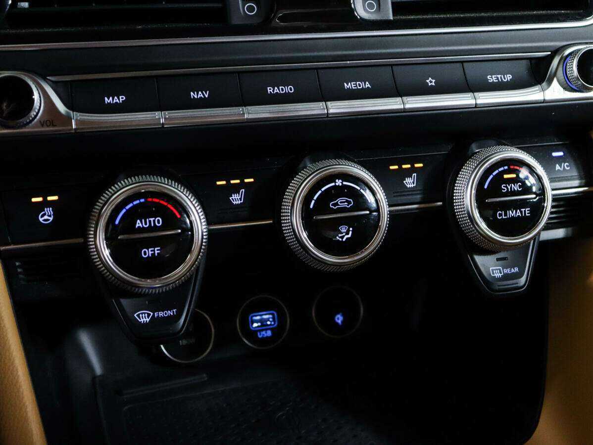 Genesis G70 с пробегом — 2021 год. Фото: #22