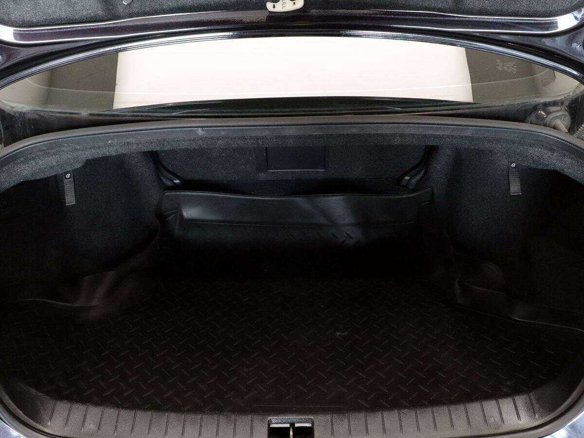 Infiniti Q50 с пробегом — 2014 год. Фото: #8