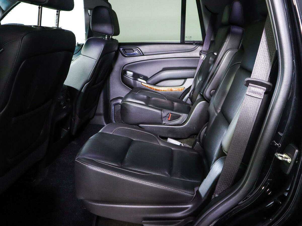Chevrolet Tahoe с пробегом — 2016 год. Фото: #6