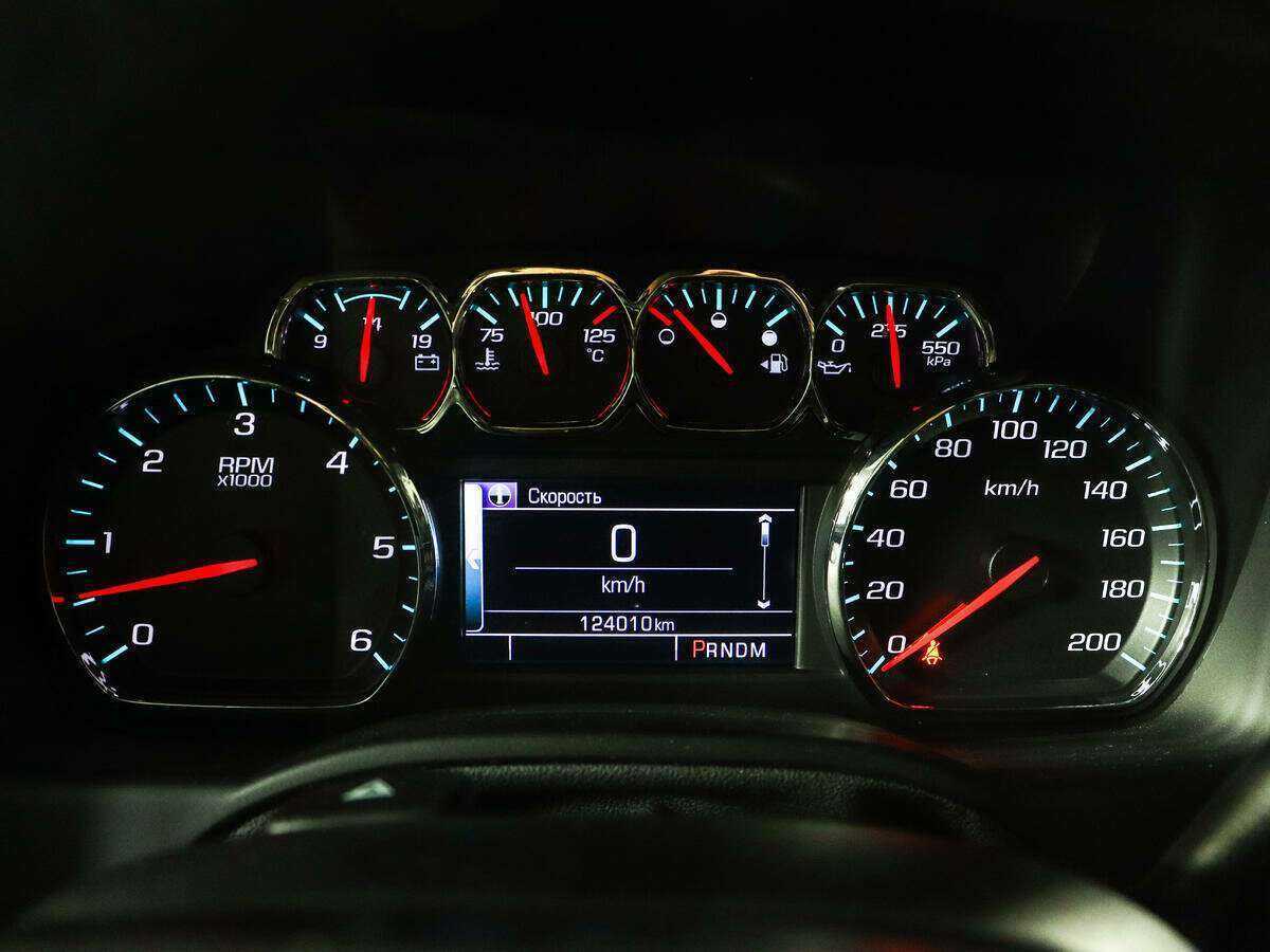 Chevrolet Tahoe с пробегом — 2016 год. Фото: #7