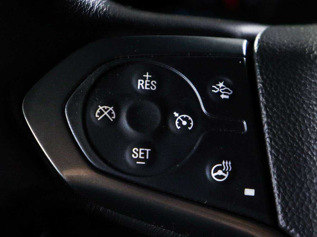 Chevrolet Tahoe с пробегом — 2016 год. Фото: #14