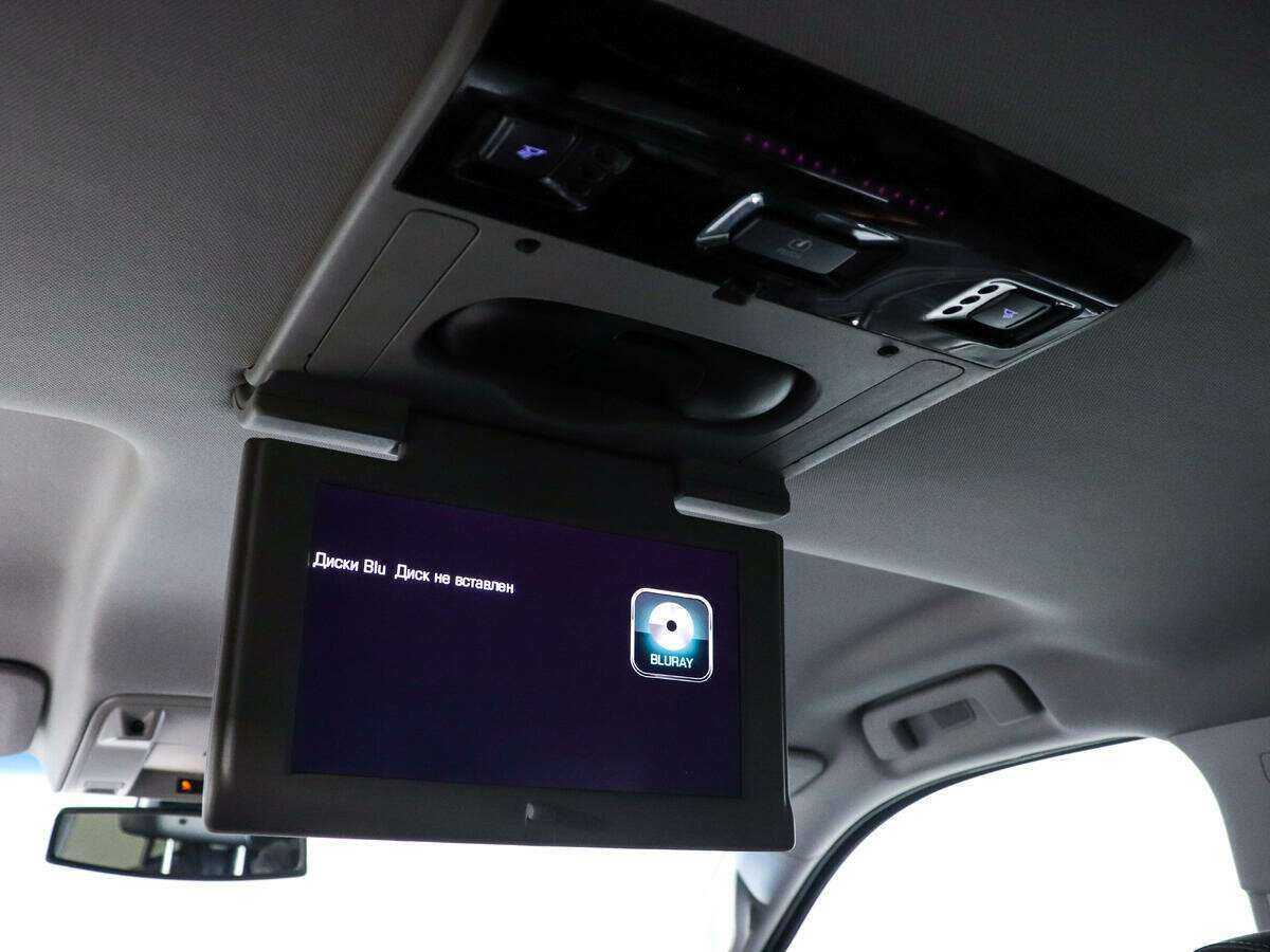 Chevrolet Tahoe с пробегом — 2016 год. Фото: #22