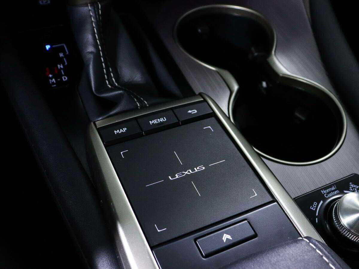 Lexus RX с пробегом — 2020 год. Фото: #18