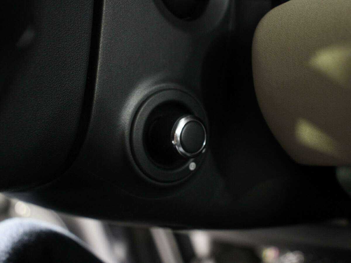 Land Rover Defender с пробегом — 2020 год. Фото: #22