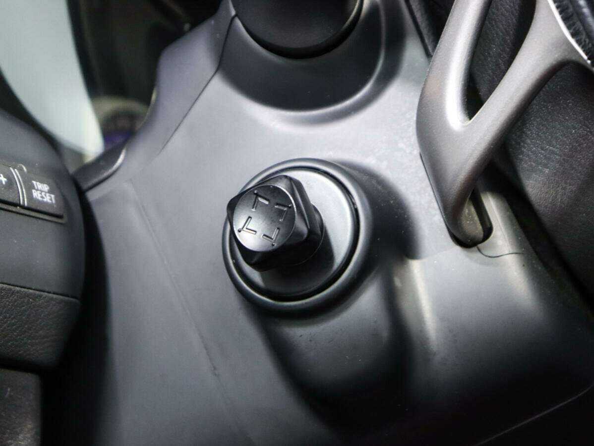 Infiniti Q50 с пробегом — 2014 год. Фото: #18