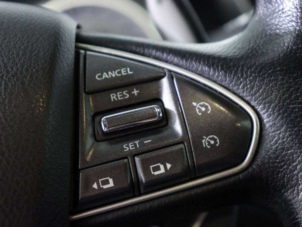 Infiniti Q50 с пробегом — 2014 год. Фото: #20