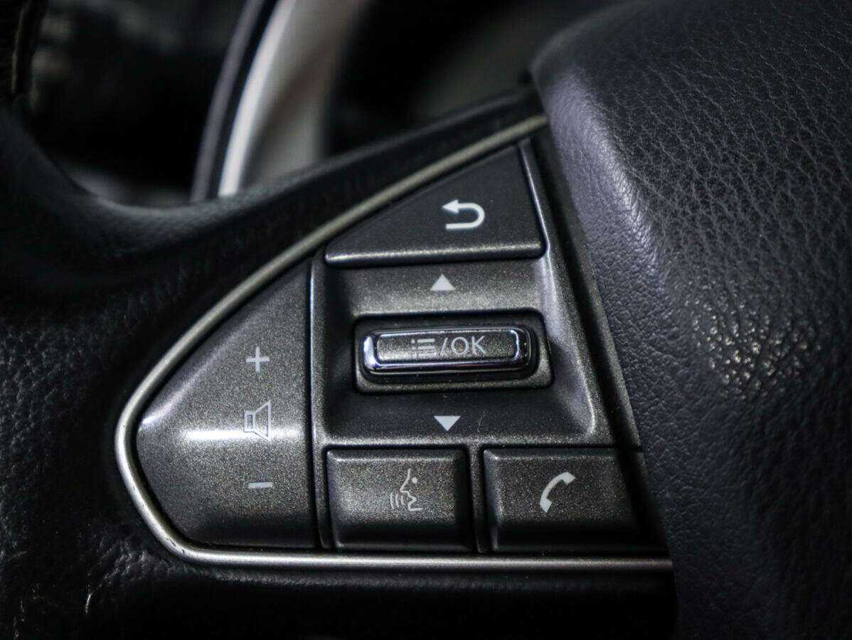 Infiniti Q50 с пробегом — 2014 год. Фото: #21