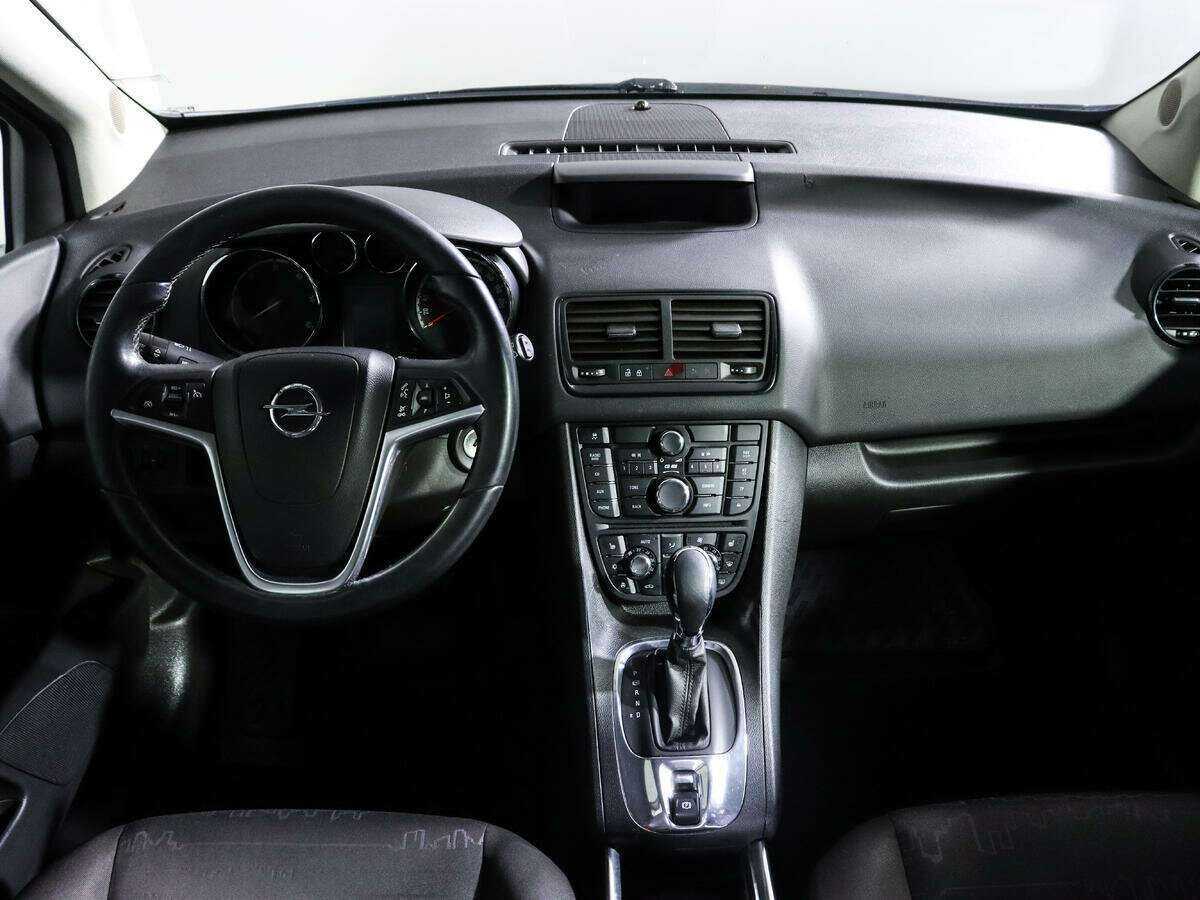 Opel Meriva с пробегом — 2011 год. Фото: #10