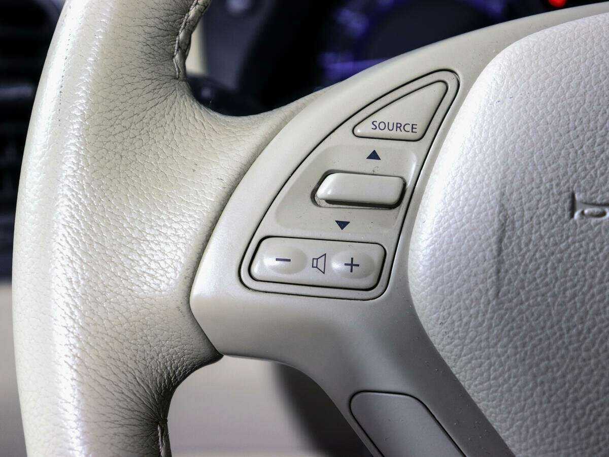 Infiniti EX с пробегом — 2011 год. Фото: #17