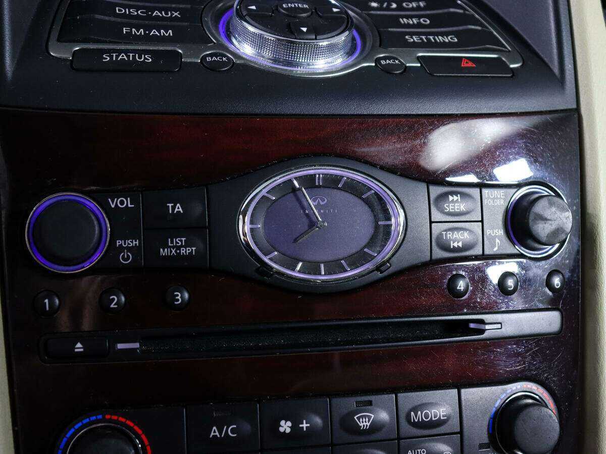 Infiniti EX с пробегом — 2011 год. Фото: #20