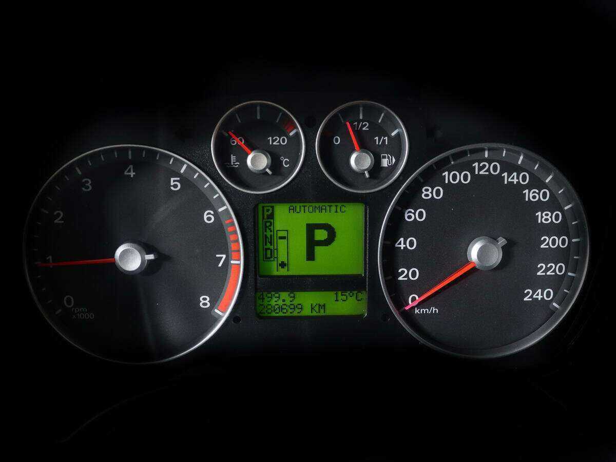 Ford C-MAX с пробегом — 2006 год. Фото: #9