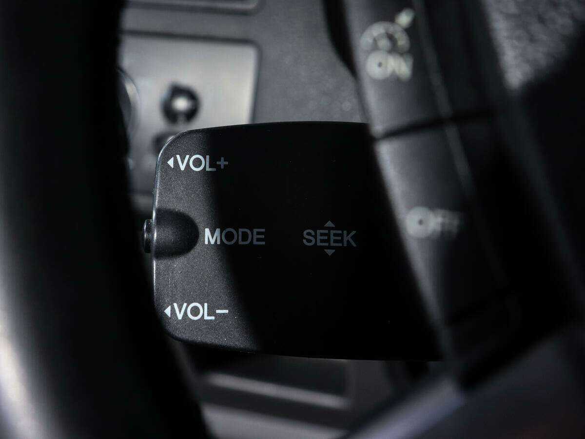 Ford C-MAX с пробегом — 2006 год. Фото: #18