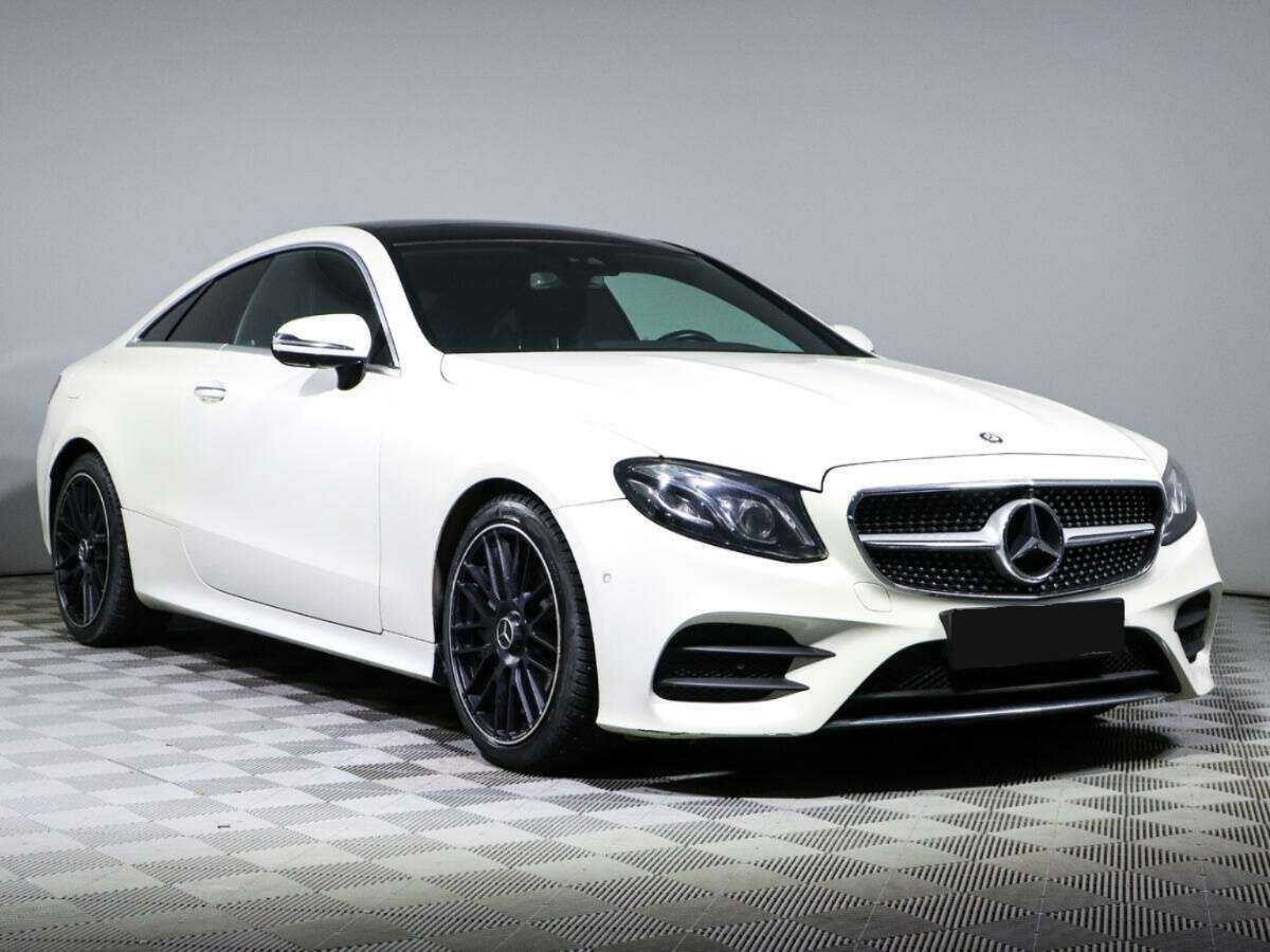 Mercedes-Benz E-Класс с пробегом — 2017 год. Фото: #2