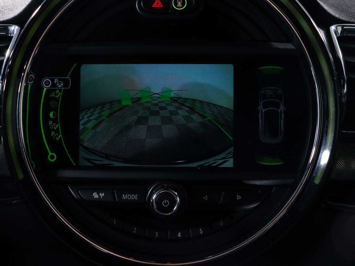 Mini Clubman с пробегом — 2016 год. Фото: #18