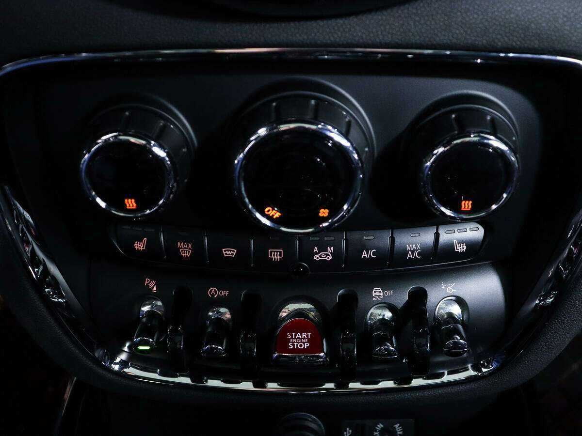 Mini Clubman с пробегом — 2016 год. Фото: #19