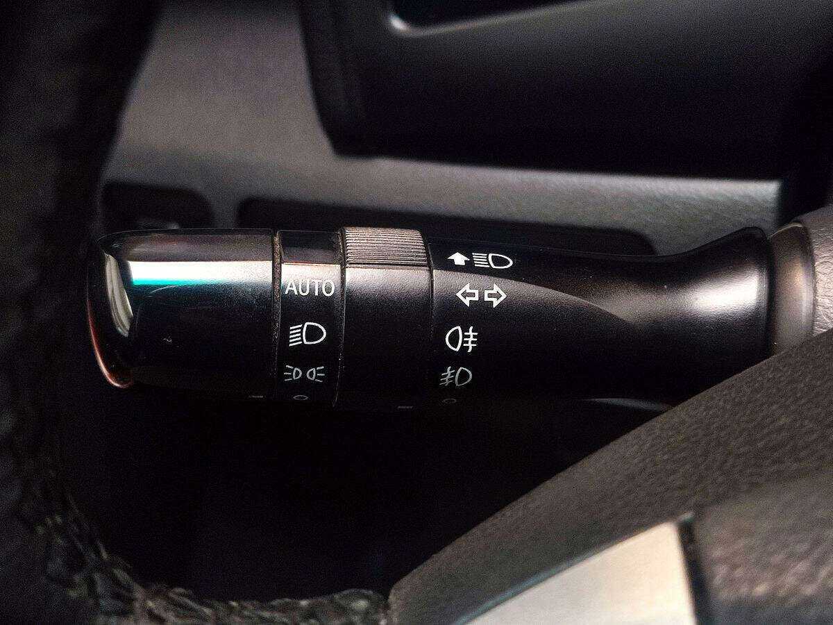 Toyota Camry с пробегом — 2010 год. Фото: #12