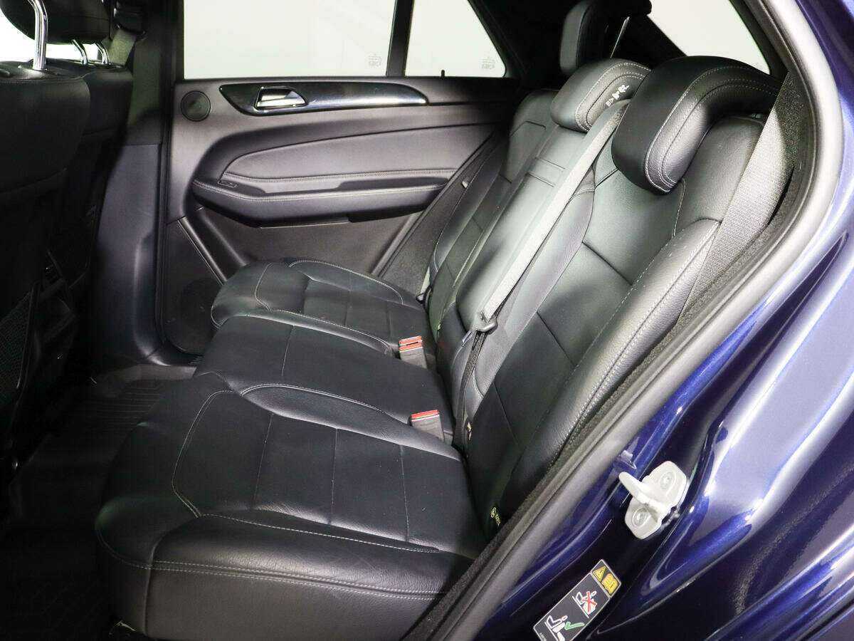 Mercedes-Benz GLE с пробегом — 2015 год. Фото: #6