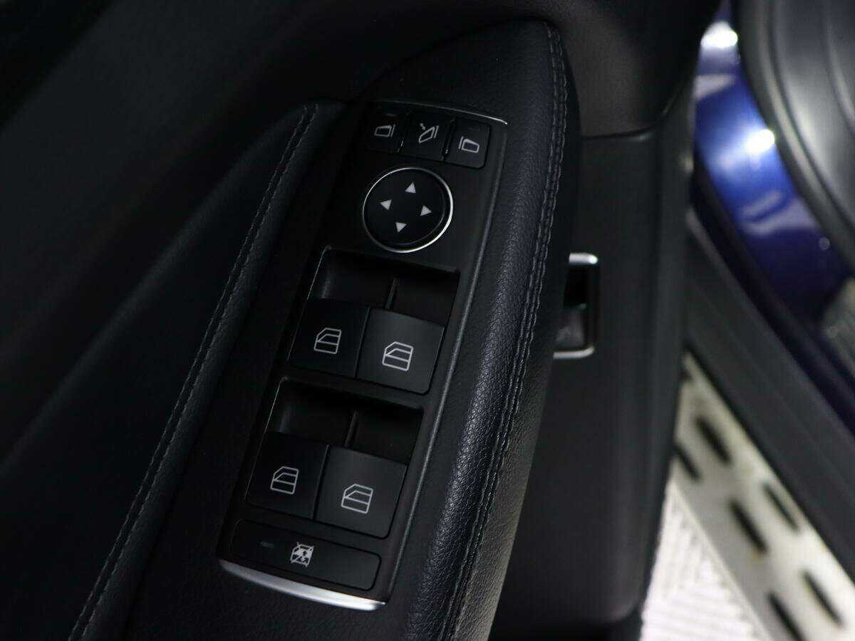 Mercedes-Benz GLE с пробегом — 2015 год. Фото: #13