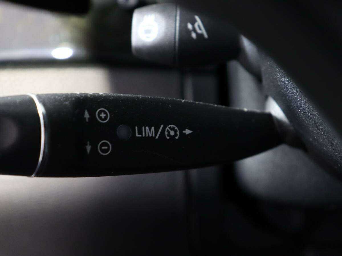 Mercedes-Benz GLE с пробегом — 2015 год. Фото: #16