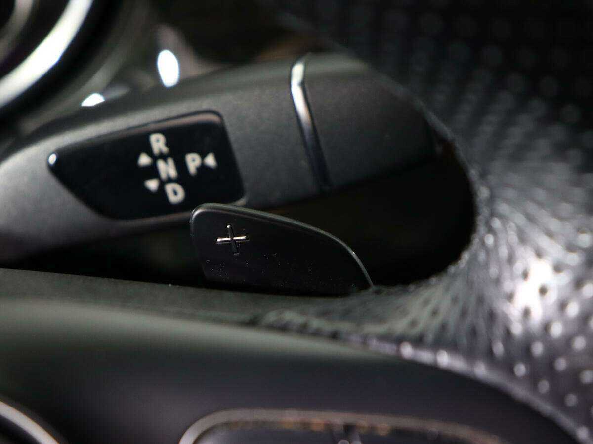 Mercedes-Benz GLE с пробегом — 2015 год. Фото: #18