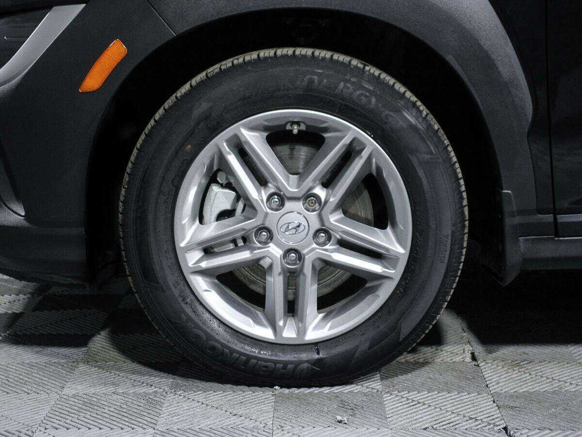 Hyundai Kona с пробегом — 2021 год. Фото: #11