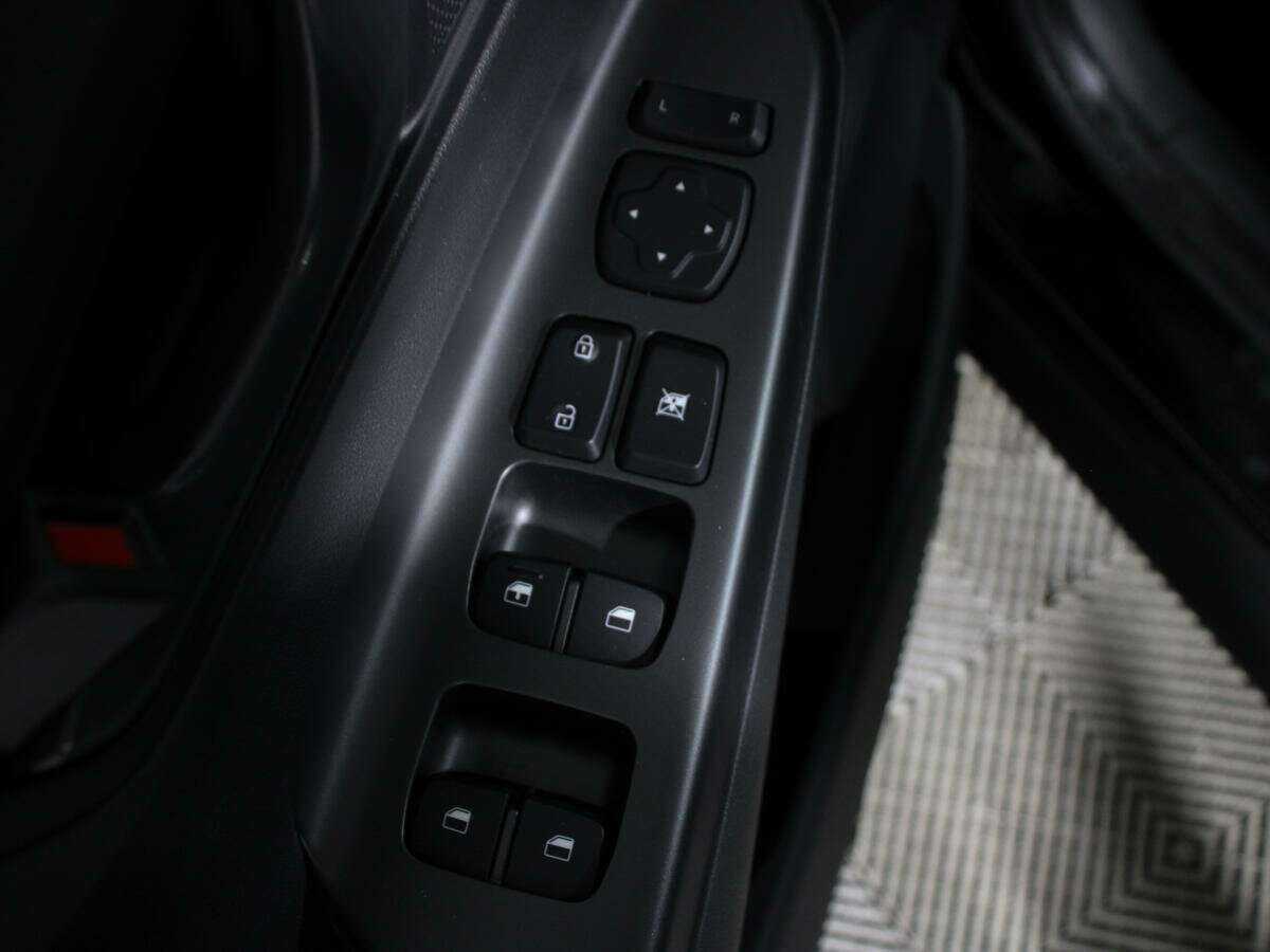 Hyundai Kona с пробегом — 2021 год. Фото: #12