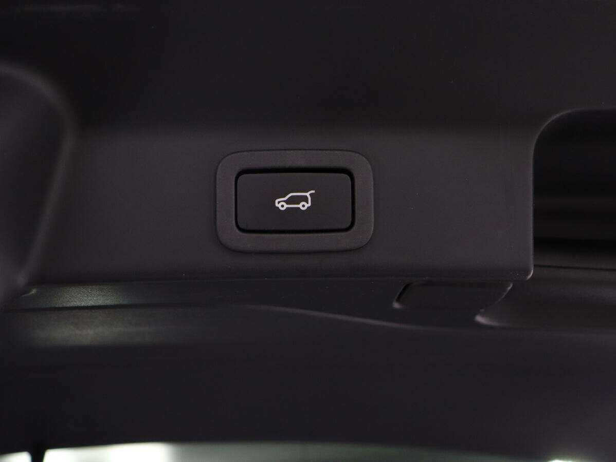 Jaguar F-Pace с пробегом — 2017 год. Фото: #15