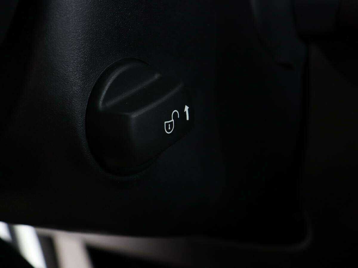 Jaguar F-Pace с пробегом — 2017 год. Фото: #25