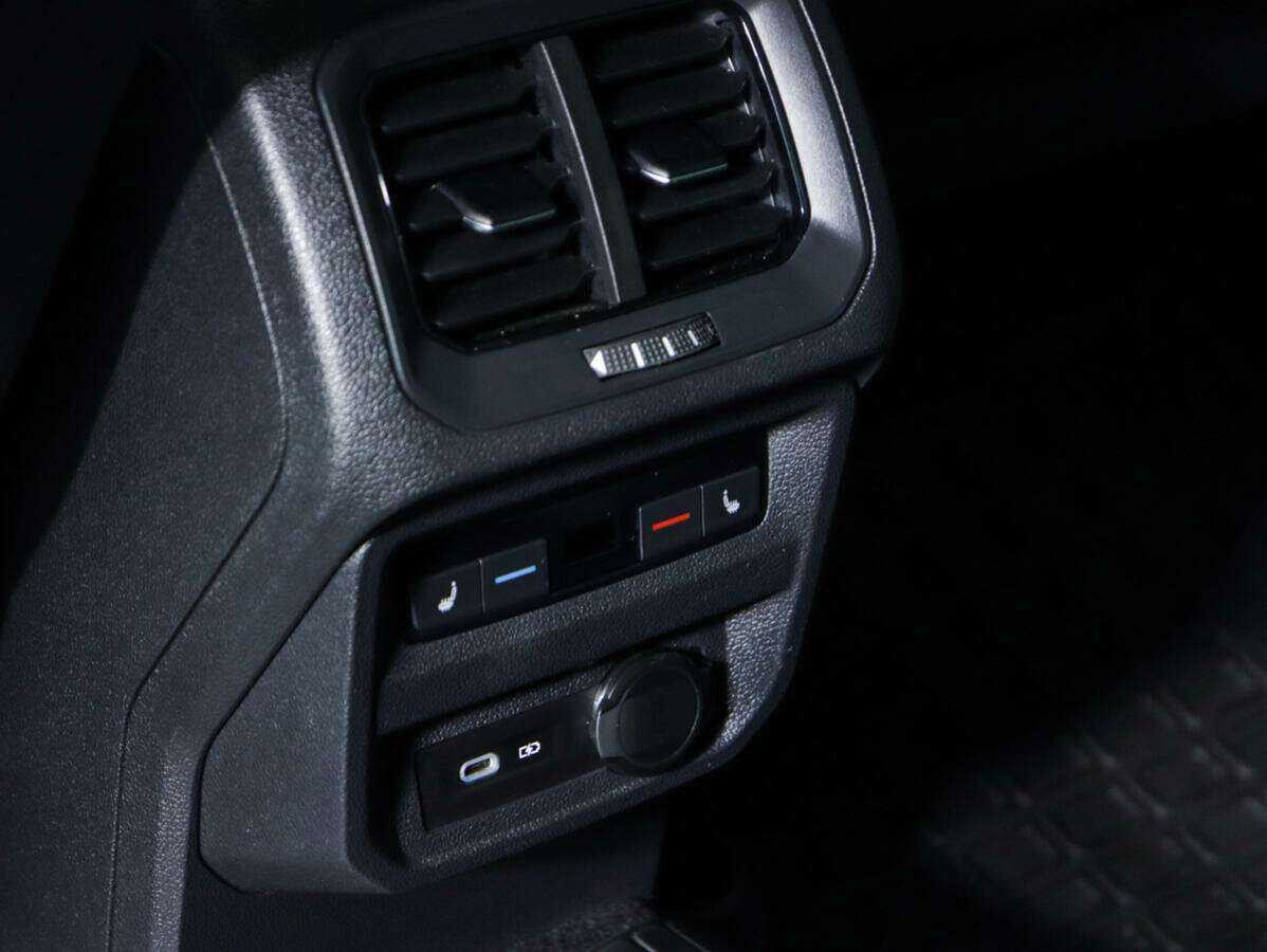 Volkswagen Tiguan с пробегом — 2021 год. Фото: #15