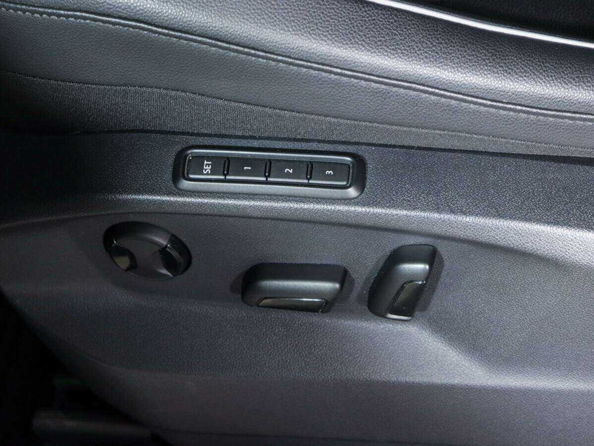 Volkswagen Tiguan с пробегом — 2021 год. Фото: #16