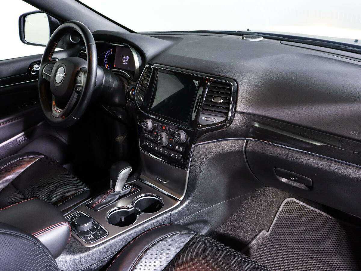 Jeep Grand Cherokee с пробегом — 2021 год. Фото: #8