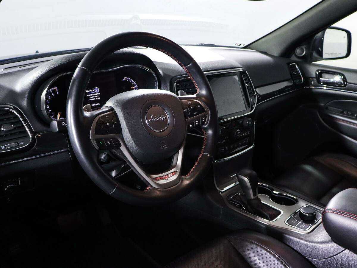 Jeep Grand Cherokee с пробегом — 2021 год. Фото: #14