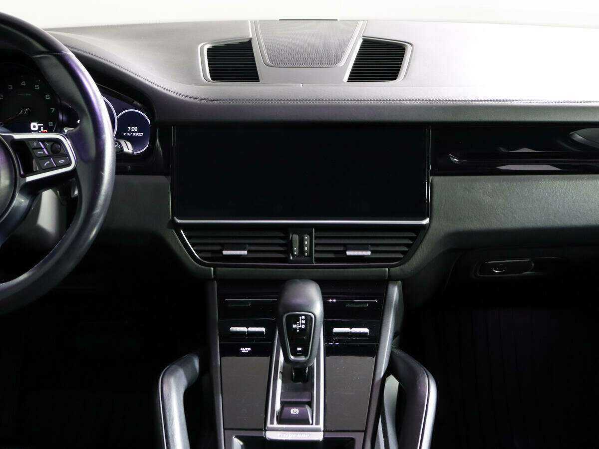 Porsche Cayenne с пробегом — 2019 год. Фото: #10