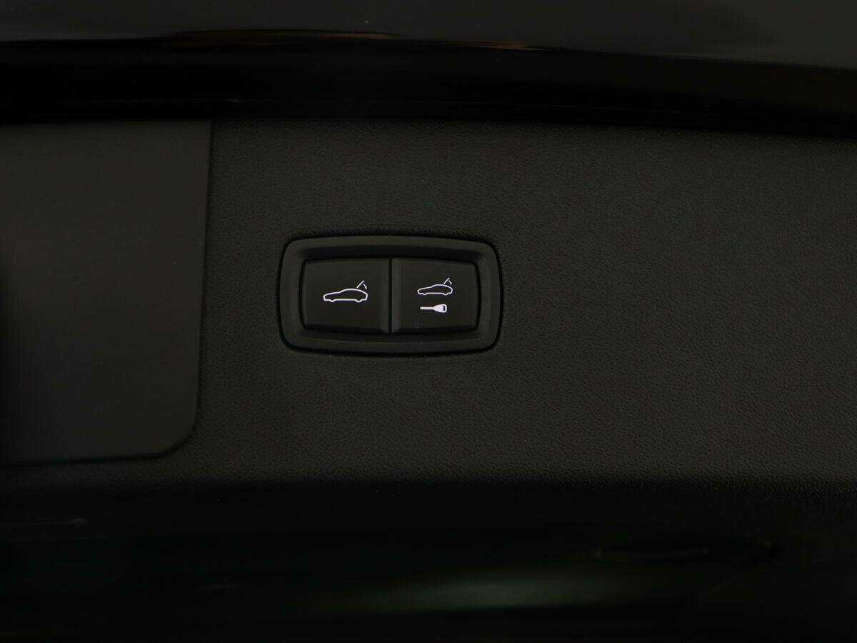 Porsche Cayenne с пробегом — 2019 год. Фото: #12