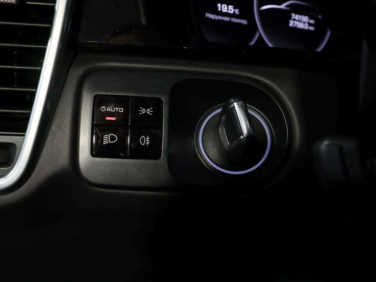 Porsche Cayenne с пробегом — 2019 год. Фото: #18