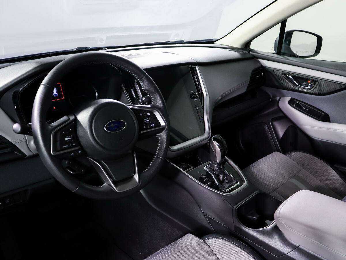 Subaru Outback с пробегом — 2019 год. Фото: #11