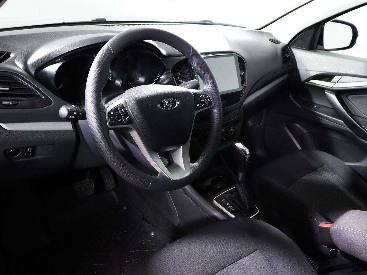 Lada (ВАЗ) Vesta с пробегом — 2021 год. Фото: #12