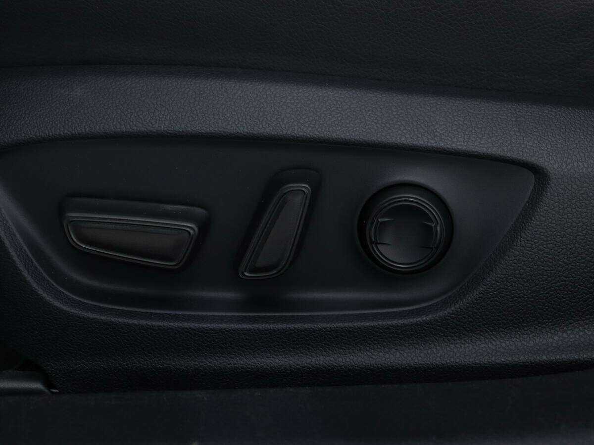 Toyota Camry с пробегом — 2021 год. Фото: #18