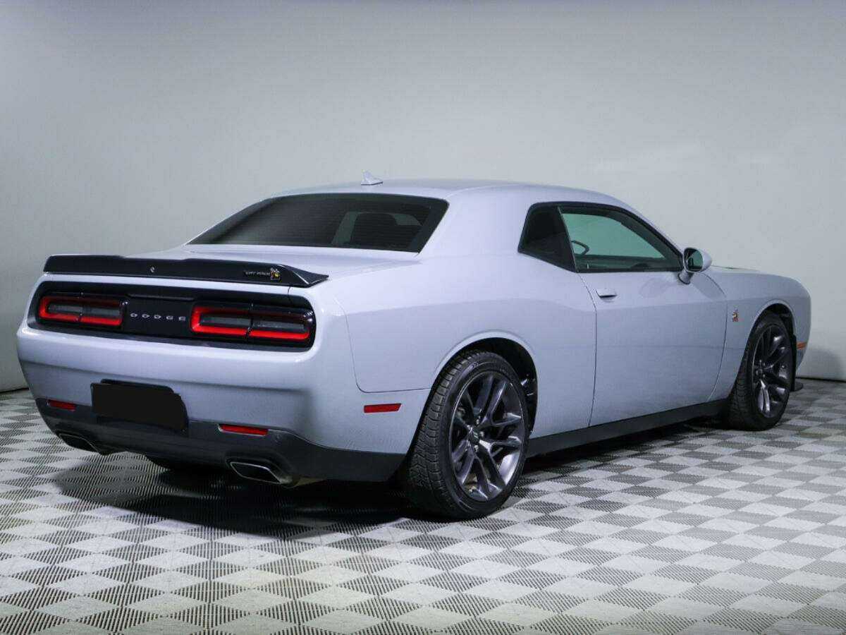 Dodge Challenger с пробегом — 2021 год. Фото: #4