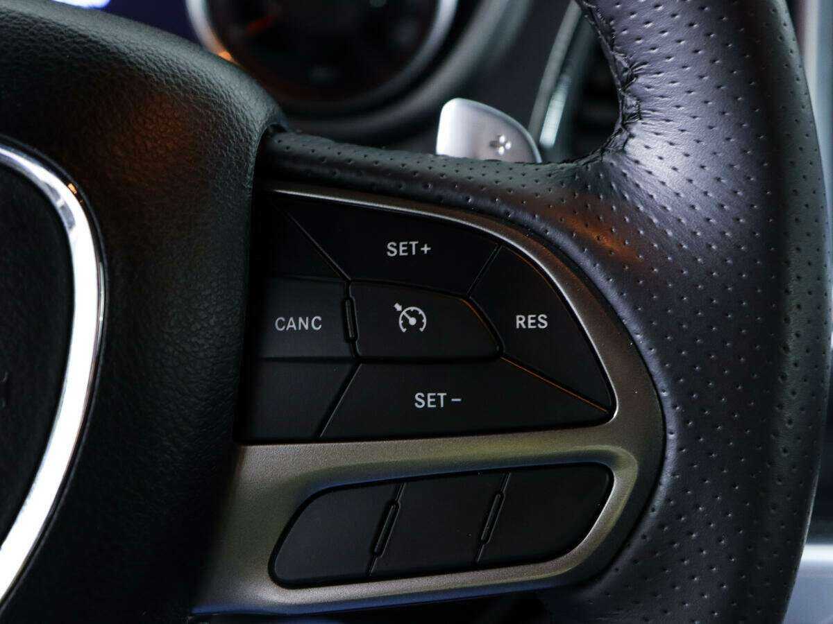 Dodge Challenger с пробегом — 2021 год. Фото: #19