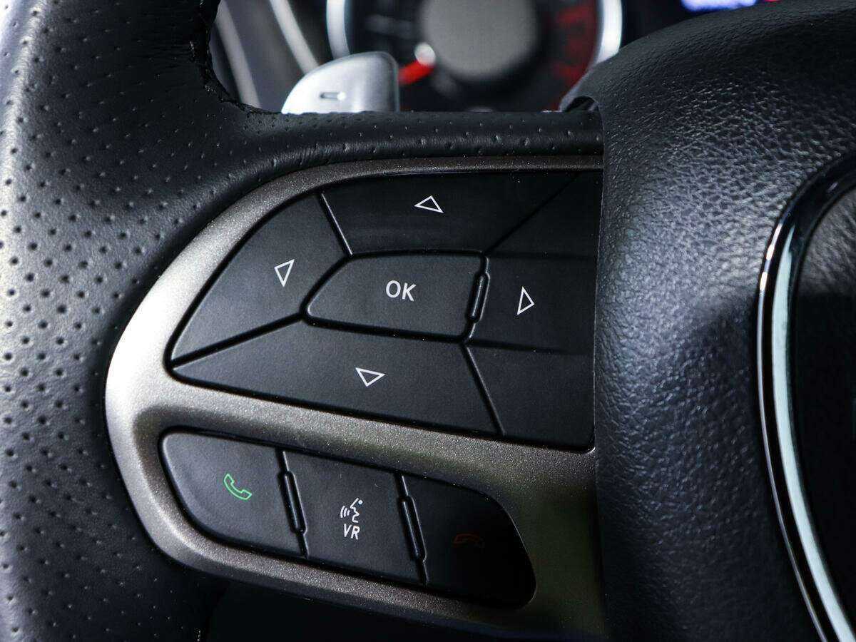 Dodge Challenger с пробегом — 2021 год. Фото: #20