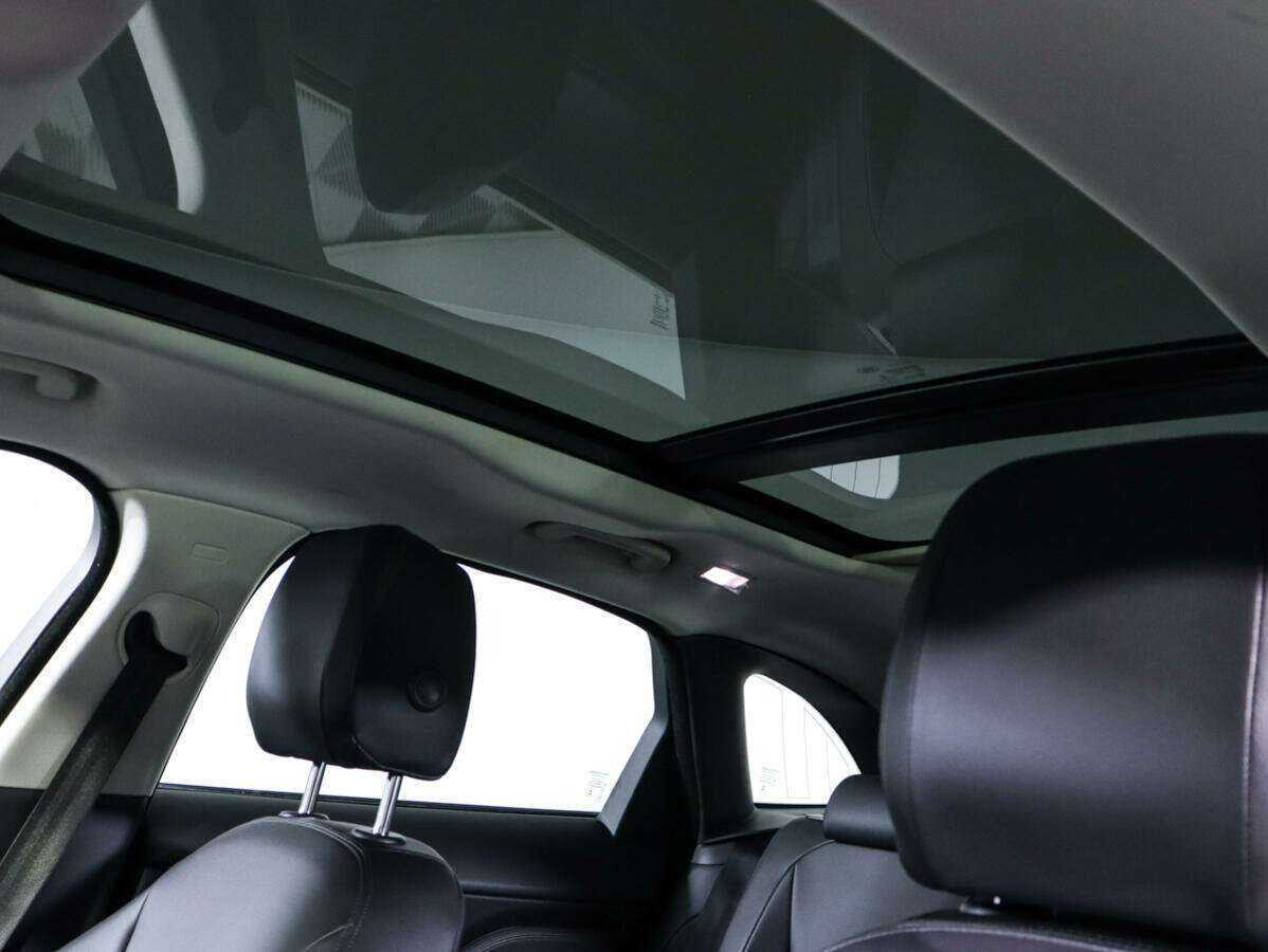 Jaguar F-Pace с пробегом — 2016 год. Фото: #20