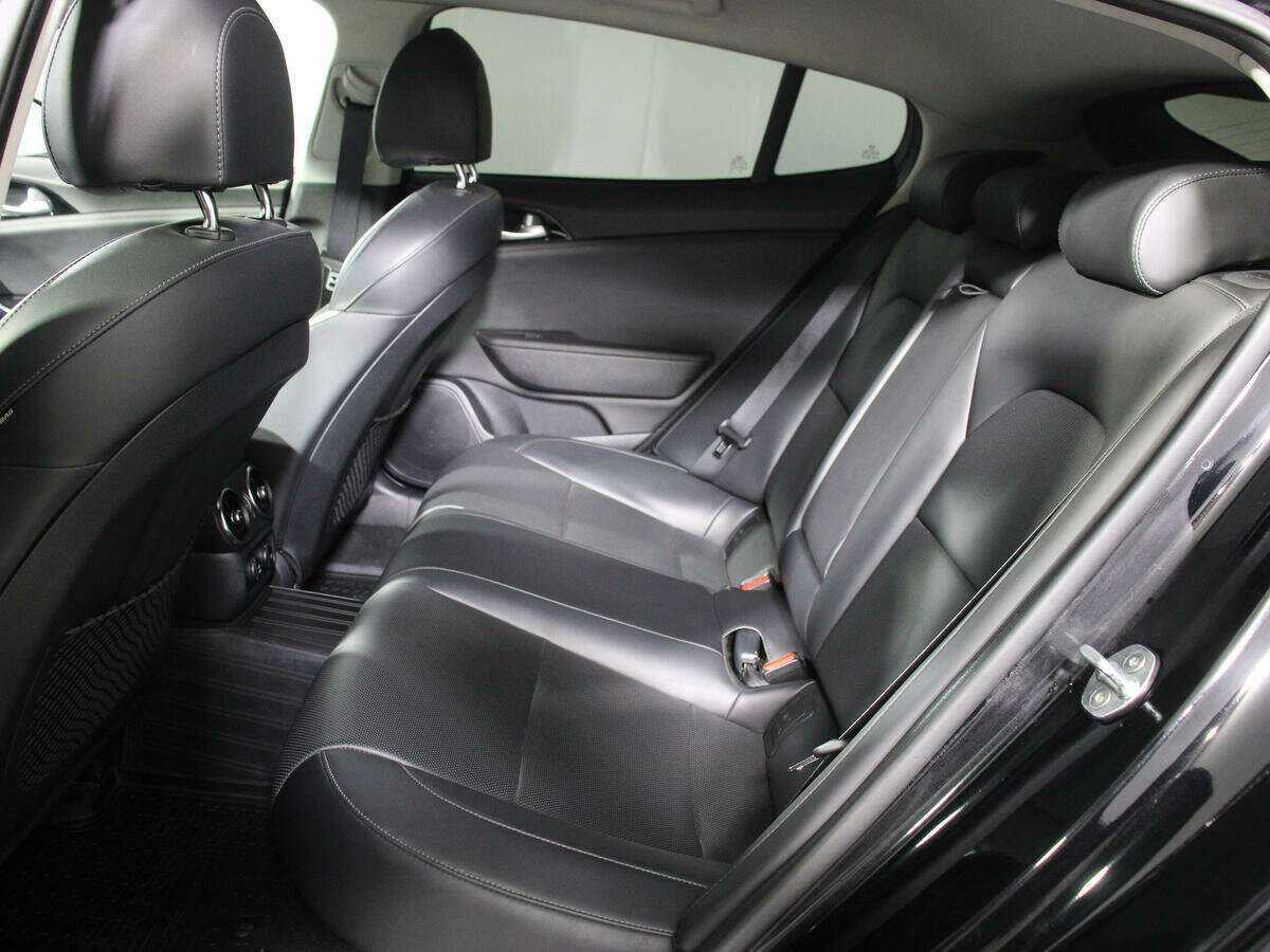 Kia Stinger с пробегом — 2019 год. Фото: #6