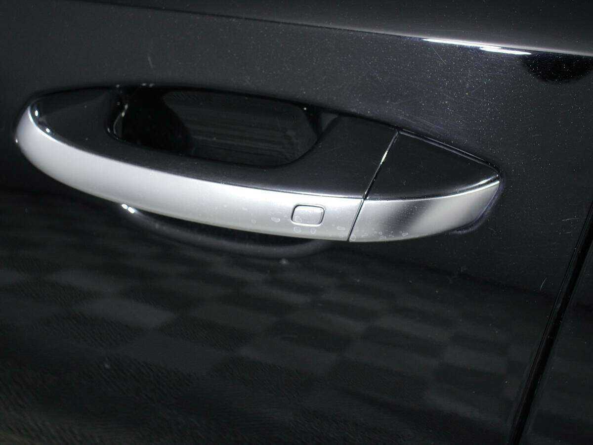 Kia Stinger с пробегом — 2019 год. Фото: #12