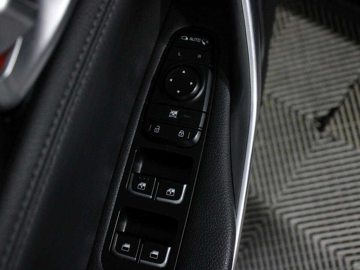 Kia Stinger с пробегом — 2019 год. Фото: #13